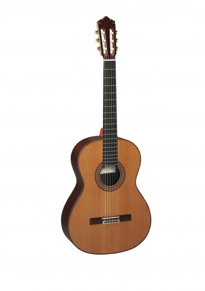 PEREZ 690 Cedar Классическая гитара в магазине Music-Hummer
