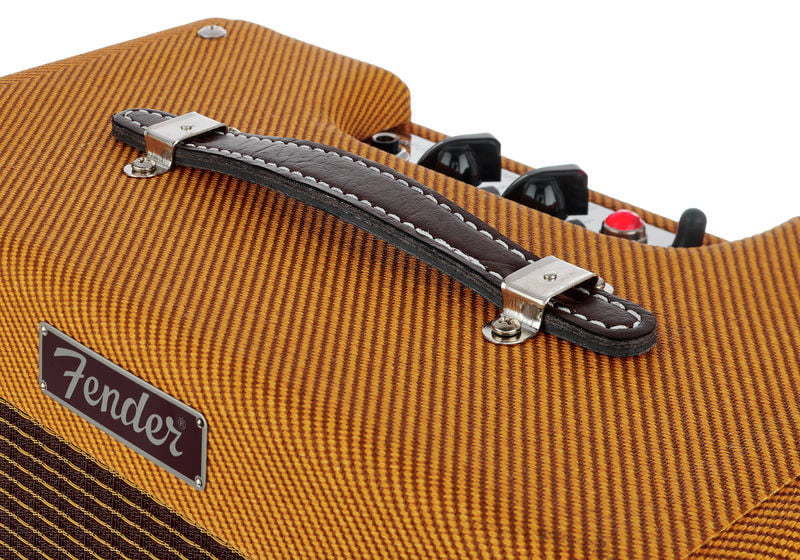 Fender Pro Junior IV, Lacquered Tweed в магазине Music-Hummer