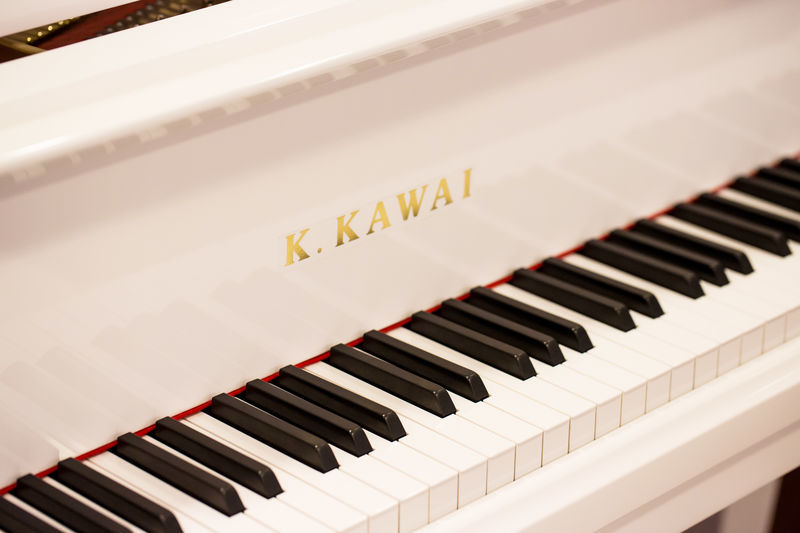 Kawai GL-10 WH/P в магазине Music-Hummer
