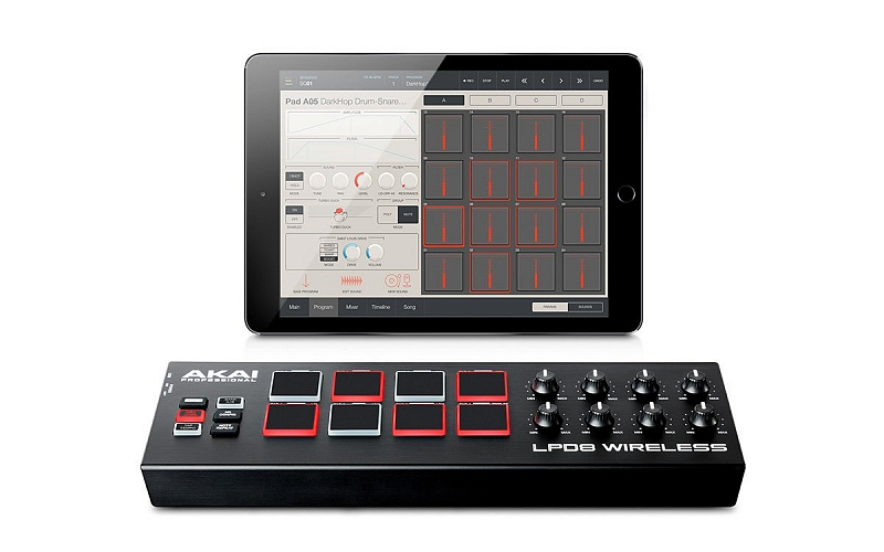 AKAI PRO LPD8 WIRELESS Портативный беспроводной USB/MIDI-контроллер в магазине Music-Hummer