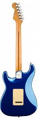 FENDER American Ultra Stratocaster®, Maple Fingerboard, Cobra Blue