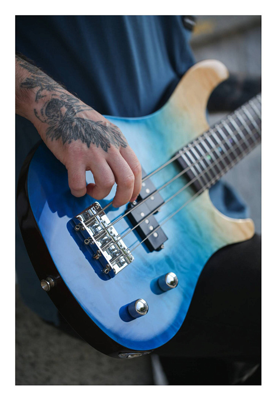 Фото Уменьшенная бас-гитара FLIGHT Mini Bass TBL, голубой