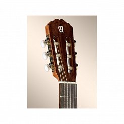 Классическая гитара Alhambra 1c