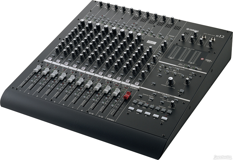 Фото Цифровой микшер YAMAHA N12