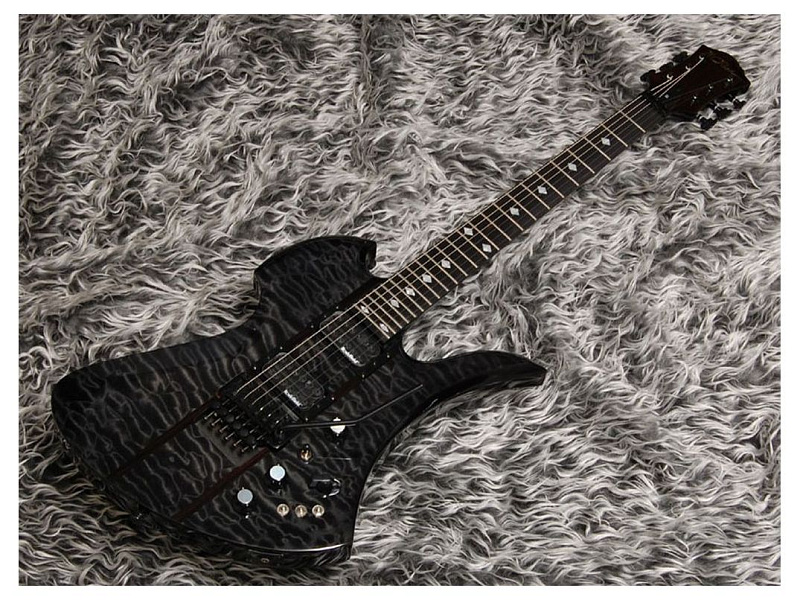 Фото B. C. RICH MGSTBB
