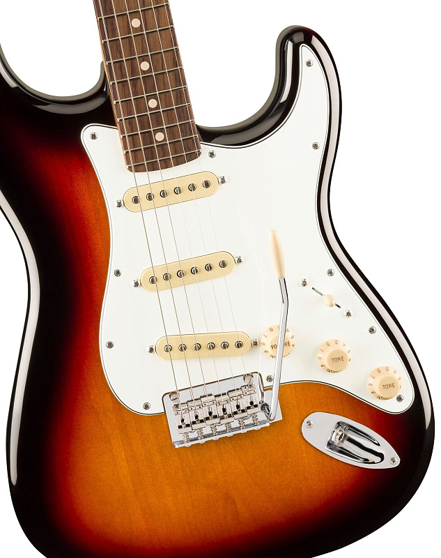 Фото Электрогитара FENDER Player II Stratocaster 3-Color Sunburst