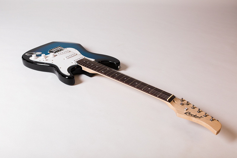 Фото Электрогитара Rocket ST-01/Bb