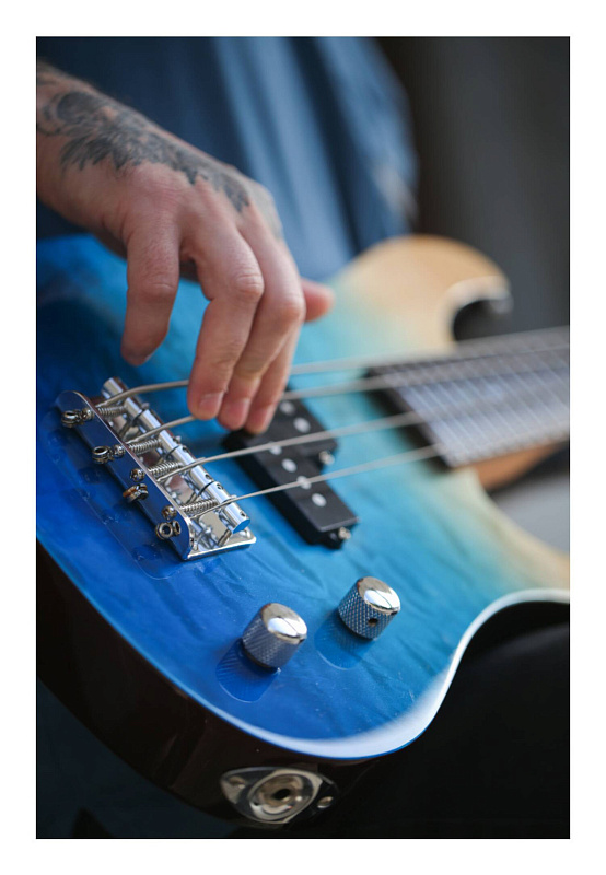 Фото Уменьшенная бас-гитара FLIGHT Mini Bass TBL, голубой