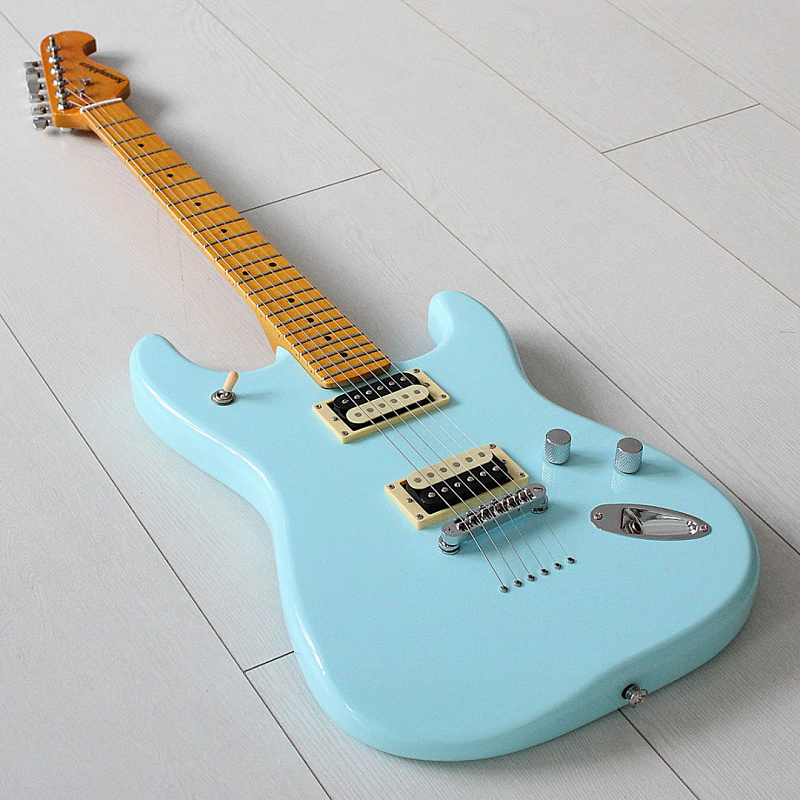 Фото Электрогитара Kononykheen Guitars BREED-54-BL, голубая