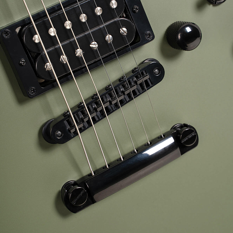 Фото Электрогитара Cort MBM-2H-B-SOG META Series, оливковый