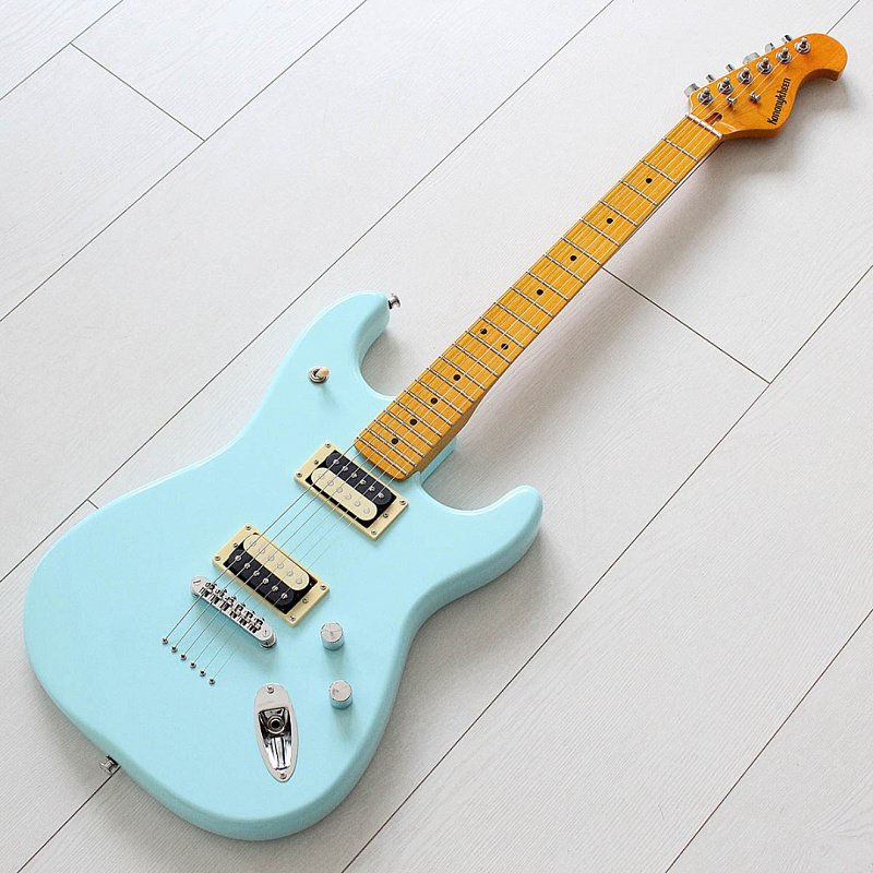 Фото Электрогитара Kononykheen Guitars BREED-54-BL, голубая