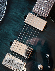 Электрогитара Sterling Sabre Deep Blue Burst
