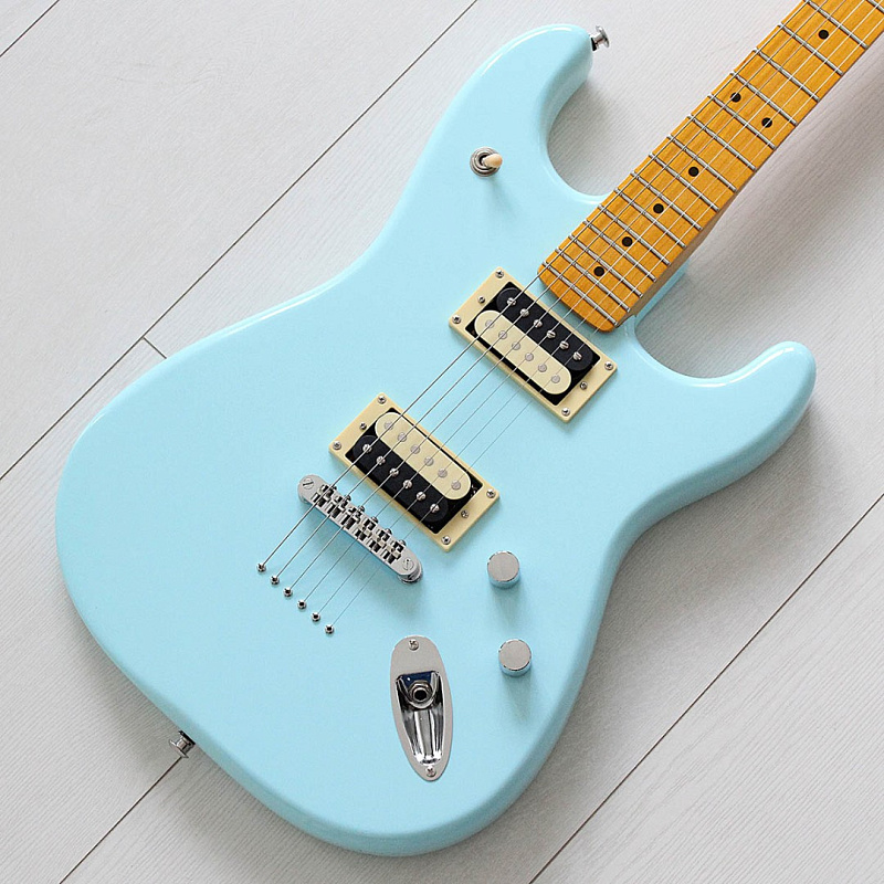 Фото Электрогитара Kononykheen Guitars BREED-54-BL, голубая