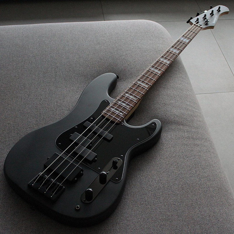 Фото Бас-гитара Kononykheen Guitars BREED-55-bass, чёрная